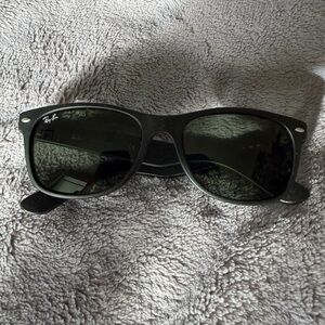 Ray-Ban “New Wayfarer” Classic Black Matte - good condition - made in Italy